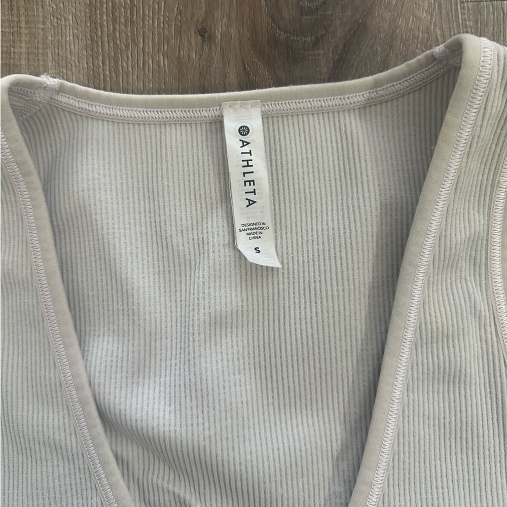 White Ribbed Crop Top - Picture 3 of 3